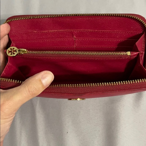 Tory Burch Wallet - Picture 5 of 10